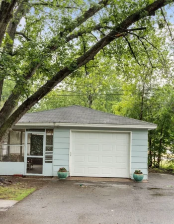 Azalea Homes LLC, Crystal